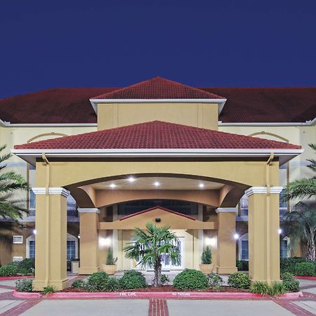 La Quinta By Wyndham Bay City Bagian luar foto