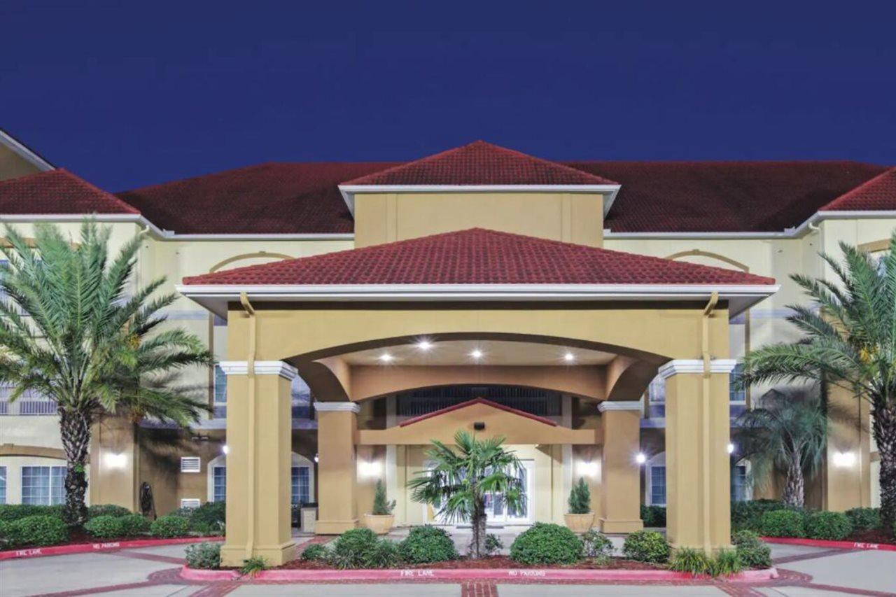 La Quinta By Wyndham Bay City Bagian luar foto