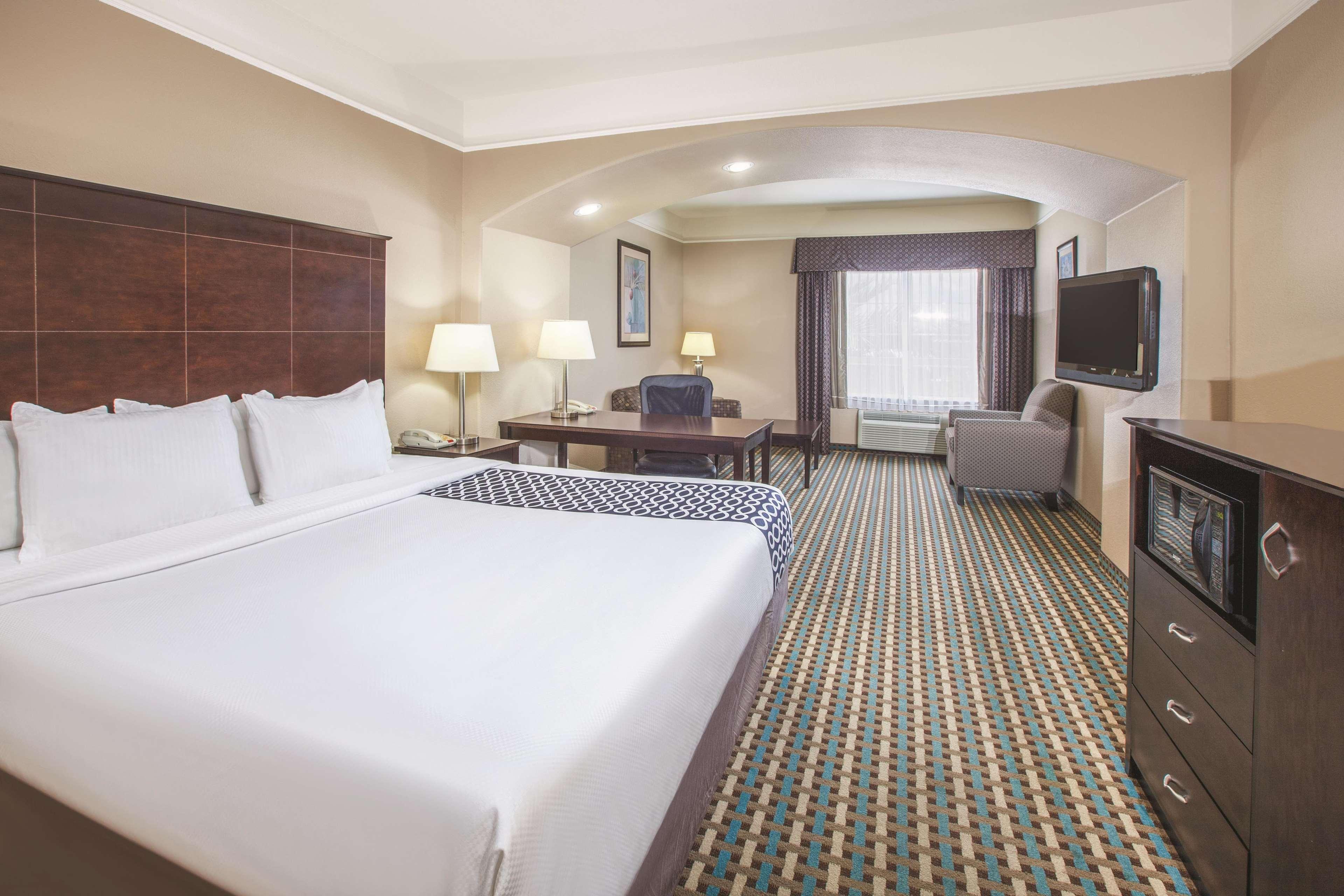 La Quinta By Wyndham Bay City Bagian luar foto