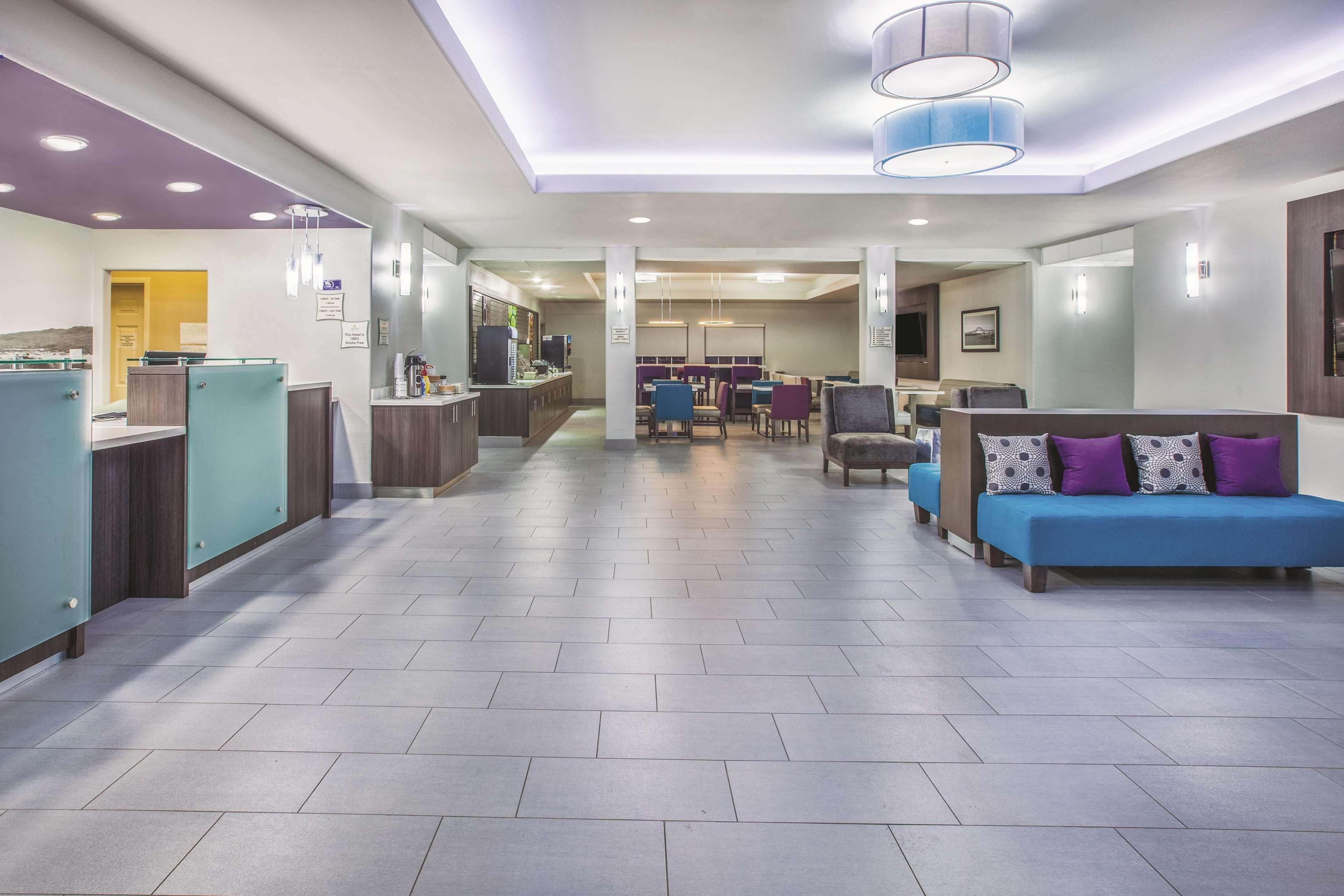 La Quinta By Wyndham Bay City Bagian luar foto