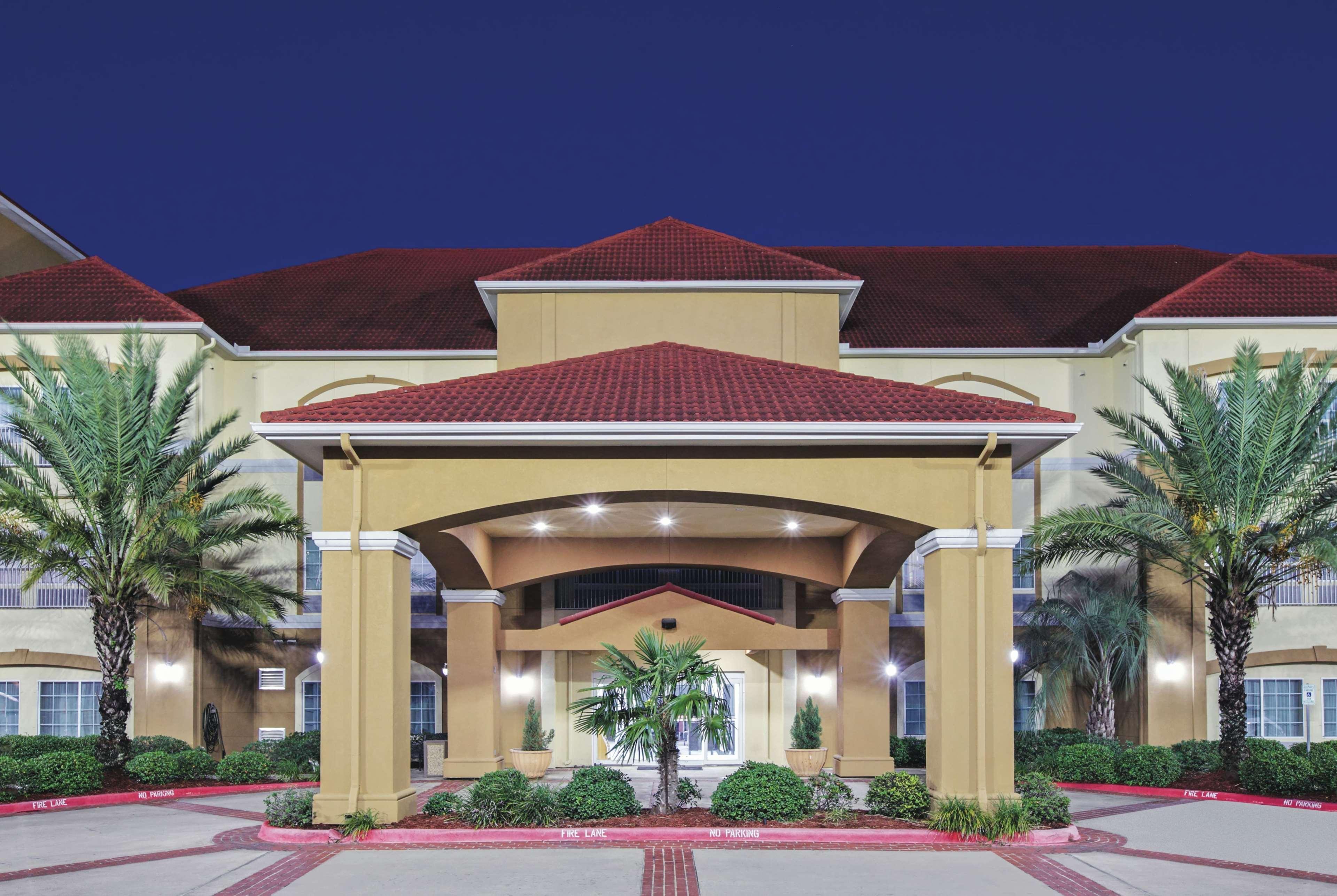 La Quinta By Wyndham Bay City Bagian luar foto
